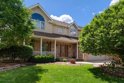1241 Saint Charles Dr, Lockport, IL 60441