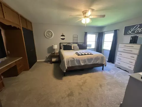 Bedroom - 1125 S Maple St, Centralia, IL 62801 photo 2 of 3