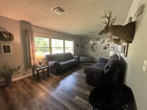 Living - 1125 S Maple St, Centralia, IL 62801 photo 3 of 3