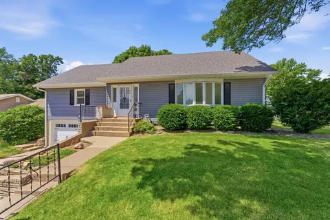 1017 11th Ave, Orion, IL 61273