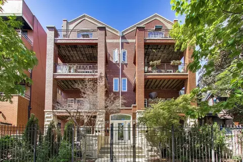 930 W Cuyler Ave #2R, Chicago, IL 60613