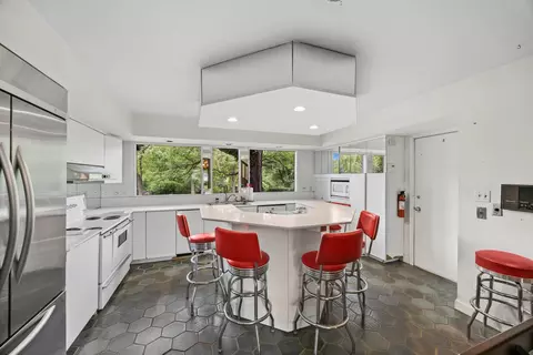 Kitchen - 8080 Wolf Rd, Burr Ridge, IL 60527 photo 1 of 2