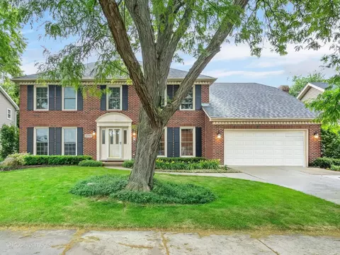 1799 Denison Rd, Naperville, IL 60565