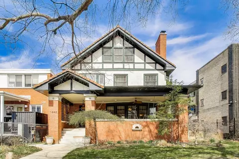 1642 W Jarvis Ave, Chicago, IL 60626