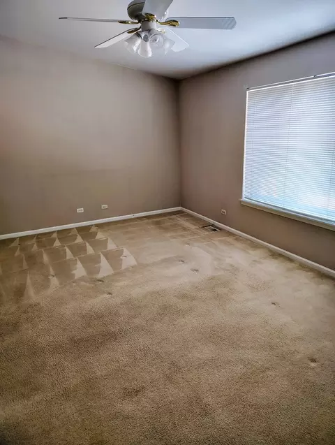 Bedroom - 855 Mesa Dr #552D, Elgin, IL 60123 photo 2 of 2