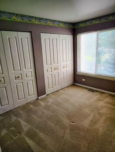 Bedroom - 855 Mesa Dr #552D, Elgin, IL 60123 photo 1 of 2