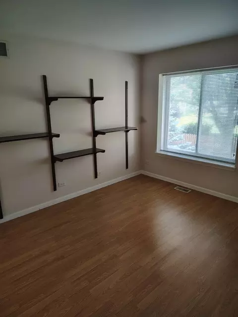 Other - 855 Mesa Dr #552D, Elgin, IL 60123 photo 3 of 5