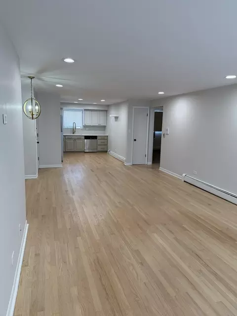 5357 N Delphia Ave #357, Chicago, IL 60656