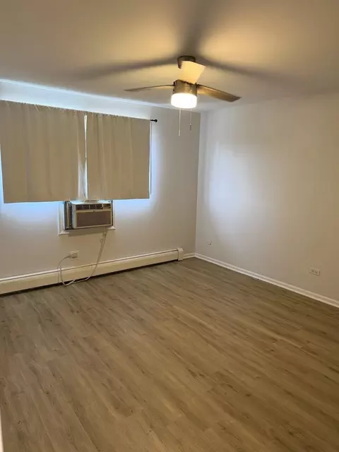 Bedroom - 5357 N Delphia Ave #357, Chicago, IL 60656 photo 2 of 3