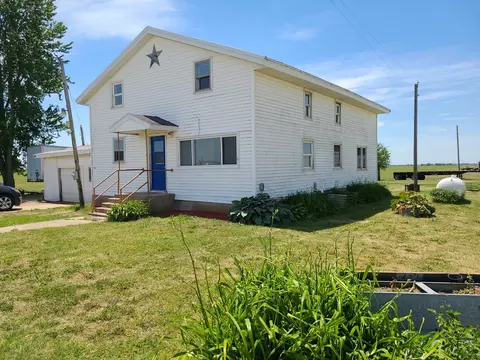 7006 S Unity Rd, Polo, IL 61064