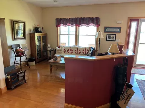 Living - 3053 E 1900 North Rd, Sheldon, IL 60966 photo 1 of 2