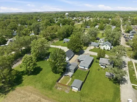 205 E Sullivan St, Heyworth, IL 61745 photo 33