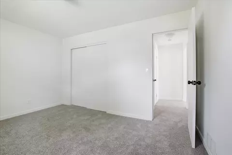 205 E Sullivan St, Heyworth, IL 61745 photo 15