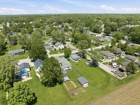 205 E Sullivan St, Heyworth, IL 61745 photo 34