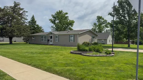 301 Oak St, Minonk, IL 61760