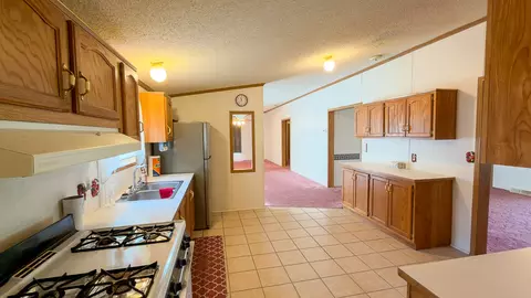 Kitchen - 301 Oak St, Minonk, IL 61760 photo 4 of 4