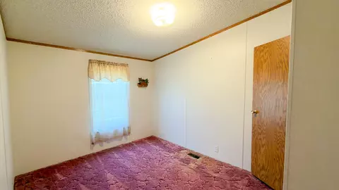 Bedroom - 301 Oak St, Minonk, IL 61760 photo 1 of 5