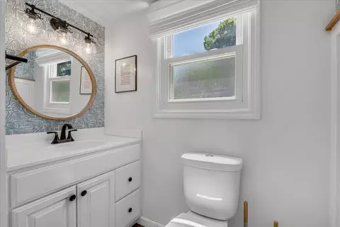 Bath - 4714 20th Ave, Moline, IL 61265 photo 1 of 6