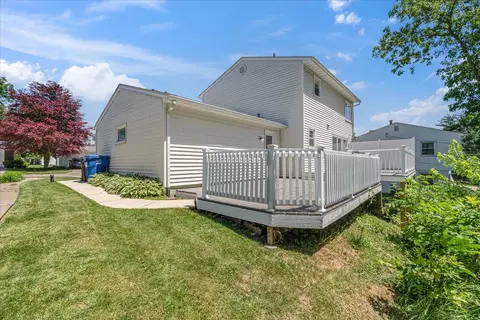 Exterior - 4714 20th Ave, Moline, IL 61265 photo 8 of 10