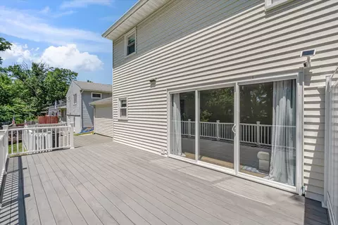 Exterior - 4714 20th Ave, Moline, IL 61265 photo 5 of 10