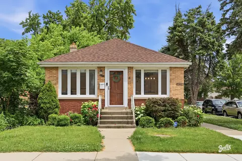 6901 31st St, Berwyn, IL 60402
