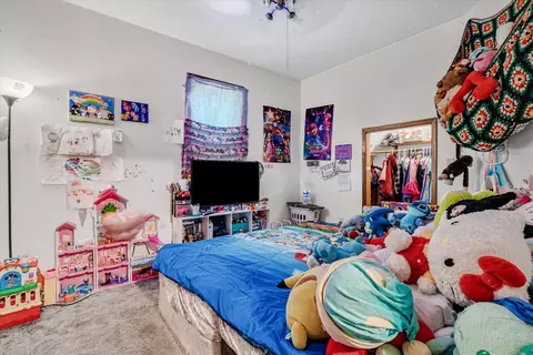 Bedroom - 1730 10th St, Moline, IL 61265 photo 2 of 2