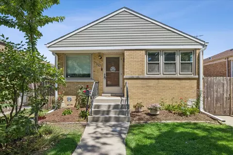 7542 W Bryn Mawr Ave, Chicago, IL 60631