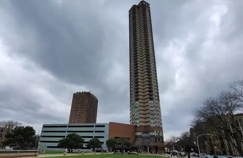 3660 N Lake Shore Dr #4713, Chicago, IL 60613