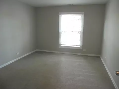 Bedroom - 4730 Calvert Dr #C2, Rolling Meadows, IL 60008 photo 1 of 2