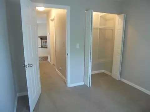 Other - 4730 Calvert Dr #C2, Rolling Meadows, IL 60008 photo 3 of 4