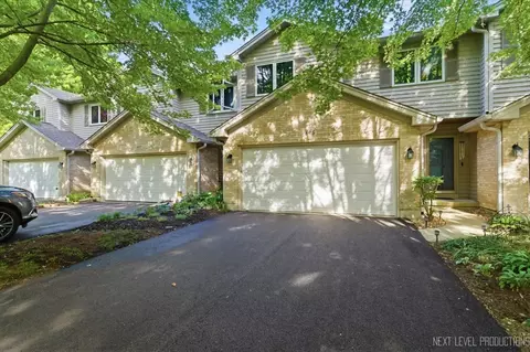 805 N First St, Elburn, IL 60119
