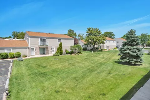 7632 159th Pl #22, Tinley Park, IL 60477