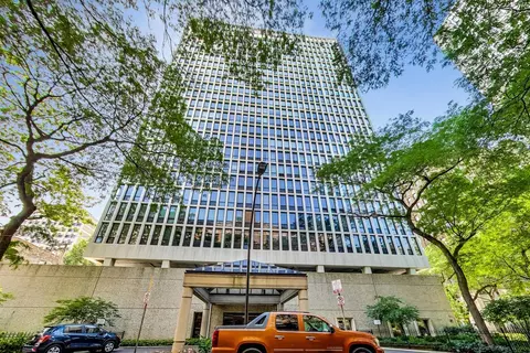 1 E Scott St #1311, Chicago, IL 60610