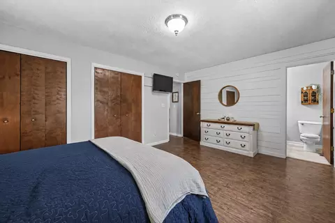 Bedroom - 321 Ingleside Ave, Aurora, IL 60506 photo 2 of 5