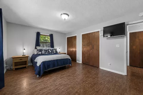 Bedroom - 321 Ingleside Ave, Aurora, IL 60506 photo 1 of 5