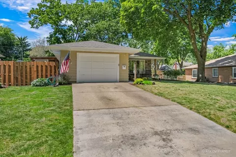 Exterior - 321 Ingleside Ave, Aurora, IL 60506 photo 19 of 21