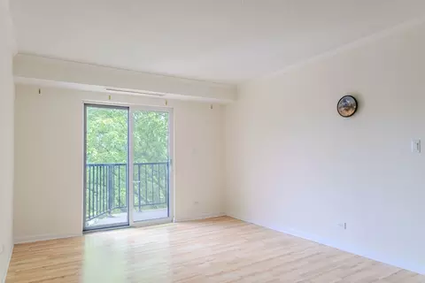 35 S Baybrook Dr #611, Palatine, IL 60074