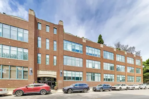2600 N Southport Ave #315, Chicago, IL 60614