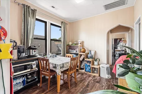 Other - 655 W 43rd Pl, Chicago, IL 60609 photo 4 of 11