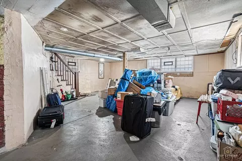 Other - 655 W 43rd Pl, Chicago, IL 60609 photo 7 of 11