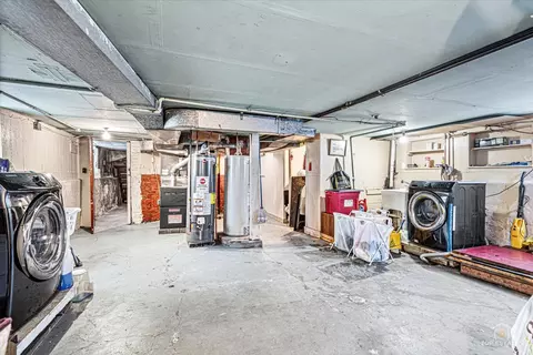 Other - 655 W 43rd Pl, Chicago, IL 60609 photo 9 of 11