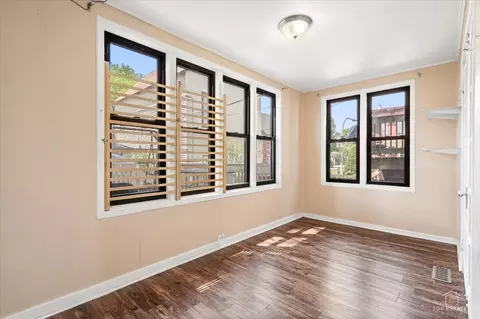 Other - 655 W 43rd Pl, Chicago, IL 60609 photo 2 of 11