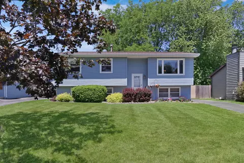 471 Linden Ln, Antioch, IL 60002