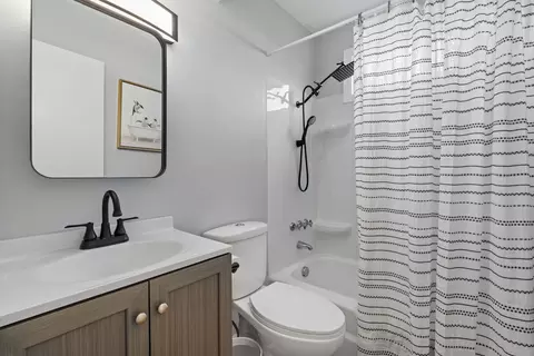 Bath - 3507 38th St, Moline, IL 61265 photo 1 of 1