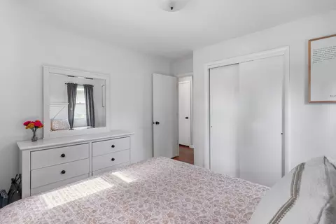 Bedroom - 3507 38th St, Moline, IL 61265 photo 2 of 6