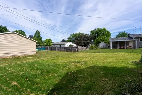 Exterior - 3507 38th St, Moline, IL 61265 photo 8 of 8