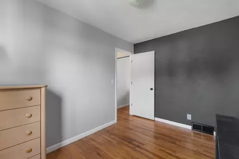 Bedroom - 3507 38th St, Moline, IL 61265 photo 3 of 6