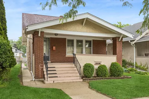 1004 Mapleton Ave, Oak Park, IL 60302