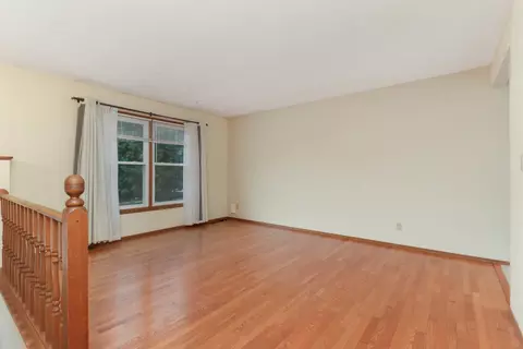 Living - 4 Moonstone Ct, Bloomington, IL 61704 photo 1 of 6