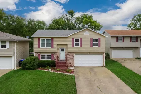 Exterior - 4 Moonstone Ct, Bloomington, IL 61704 photo 10 of 11